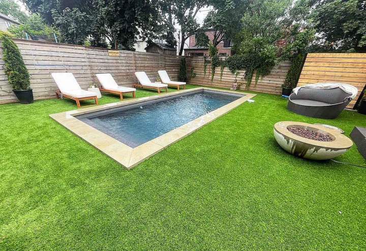 Backyard Pool Lounge Area, Oshawa