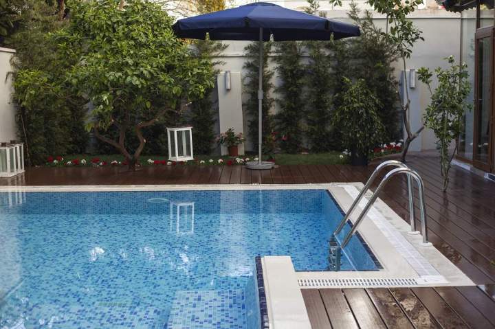 What Questions Should I Ask A Pool Builder During A Consultation?<br>Which Inquiries Should I Present To A Pool Contractor During My Appointment?<br>What Crucial Questions Should I Pose To A Prospective Pool Constructor?
